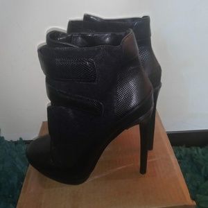 BLACK BOOTIES BY BCBG MAX AZRIA